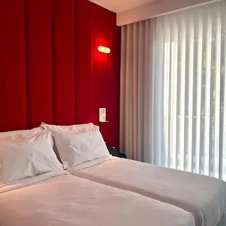 Rednyx Hotel 4*