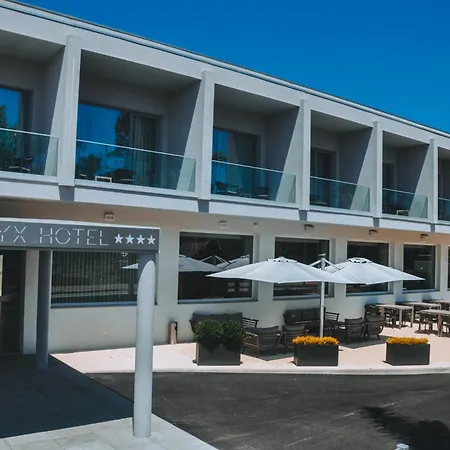 Rednyx Hotel 4*