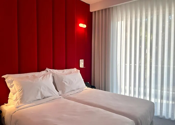 Rednyx Hotel 4*